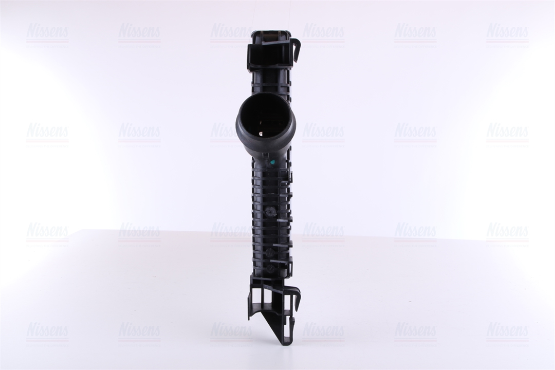 Intercooler, charger Nissens 96547