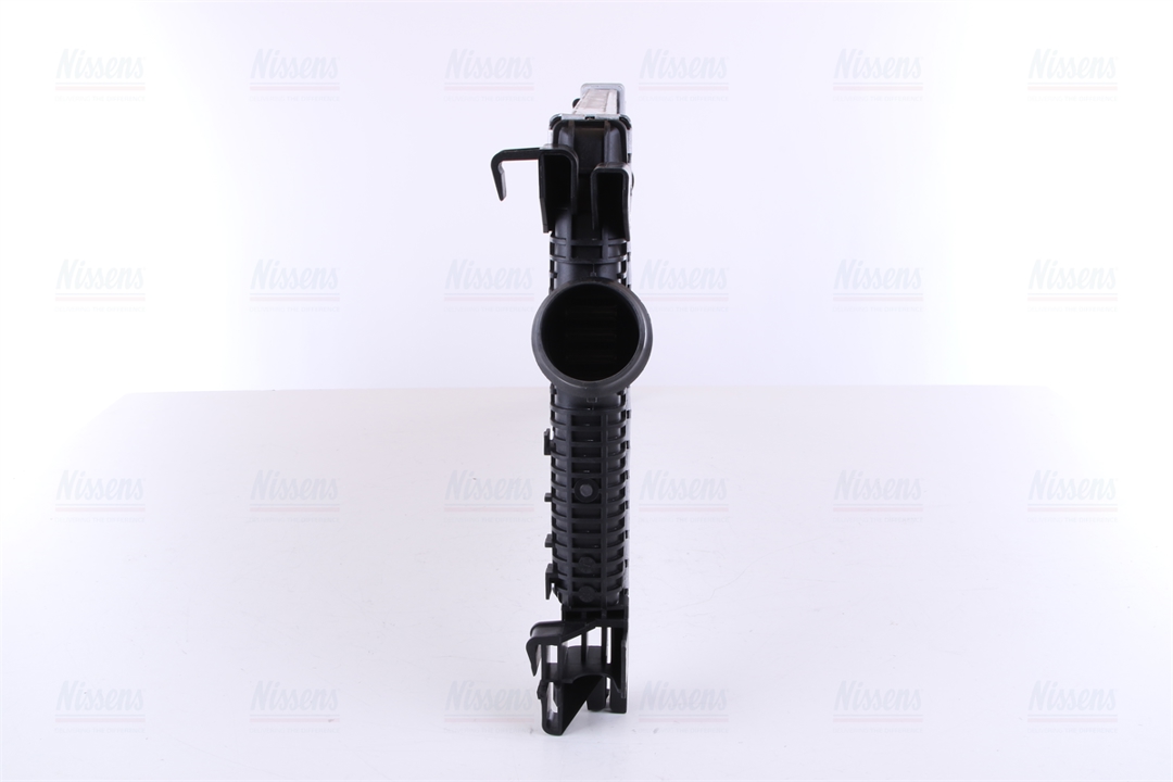 Intercooler, charger Nissens 96555