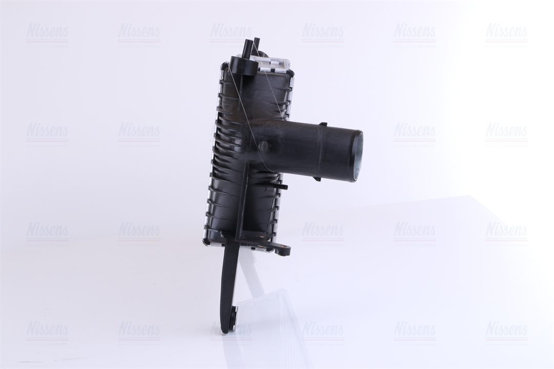 Intercooler, charger Nissens 96622