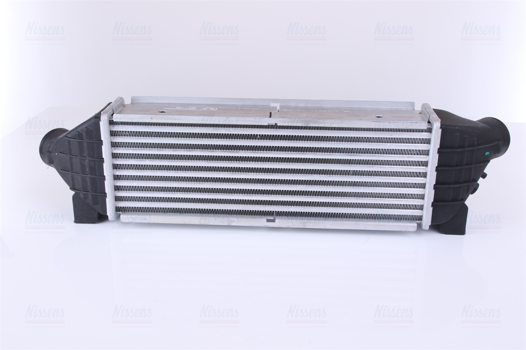 Intercooler, charger Nissens 96642