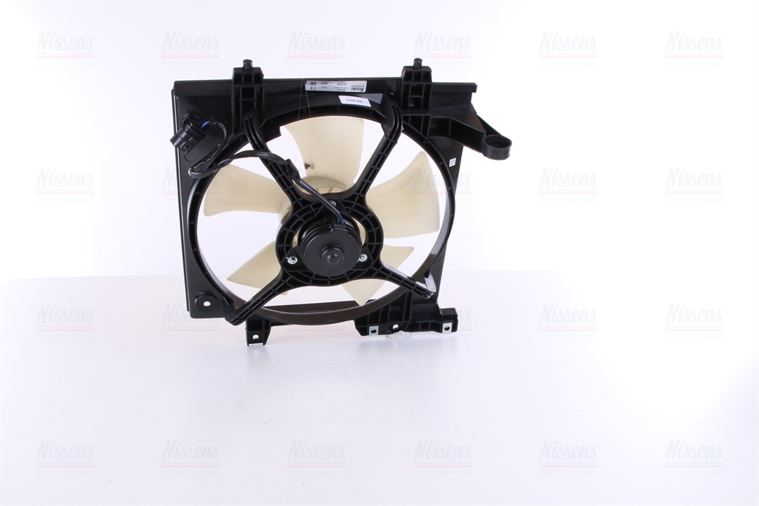 Hub, engine cooling fan wheel Nissens 85493