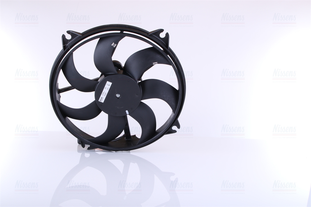 Hub, engine cooling fan wheel Nissens 85606