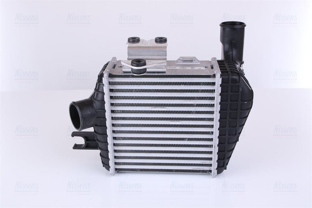 Intercooler, charger Nissens 96661
