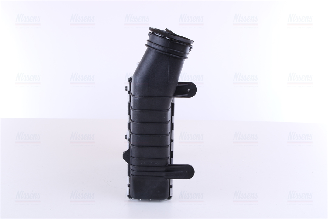 Intercooler, charger Nissens 96680