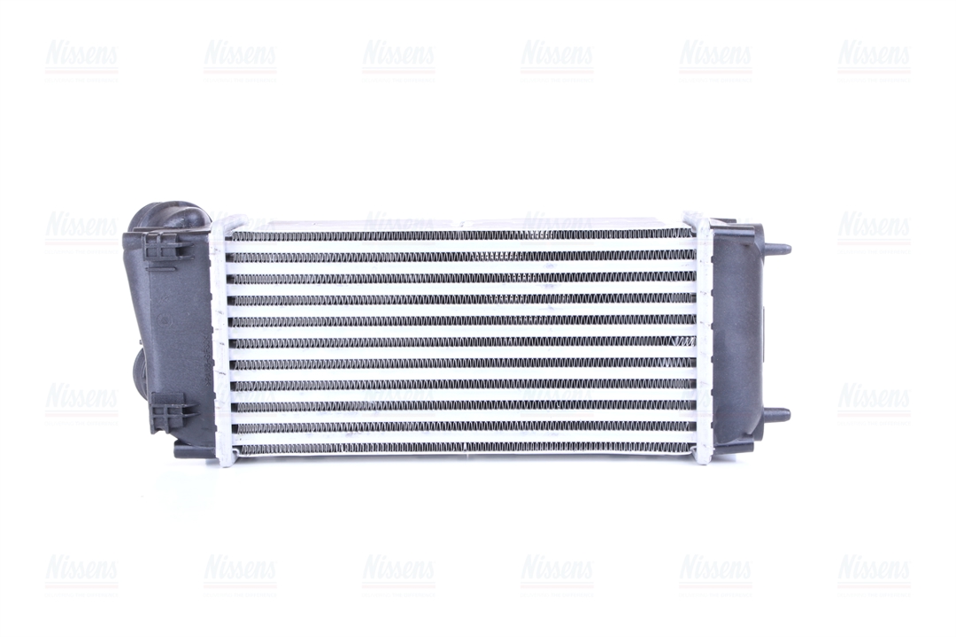 Intercooler, charger Nissens 96718