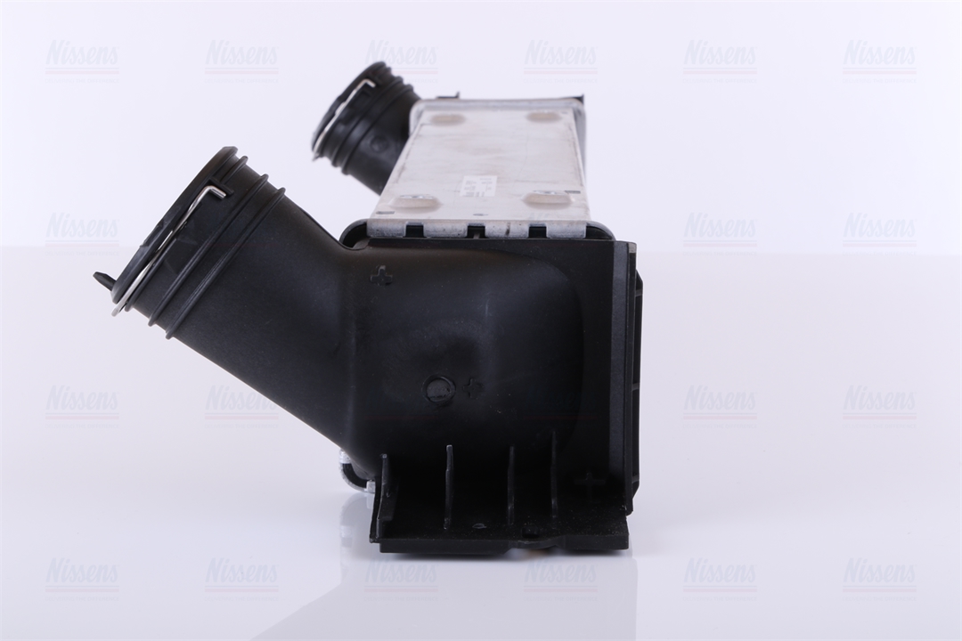 Intercooler, charger Nissens 96725