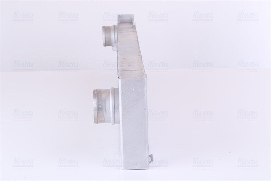 Intercooler, charger Nissens 96730