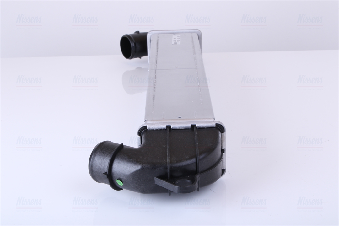 Intercooler, charger Nissens 96736