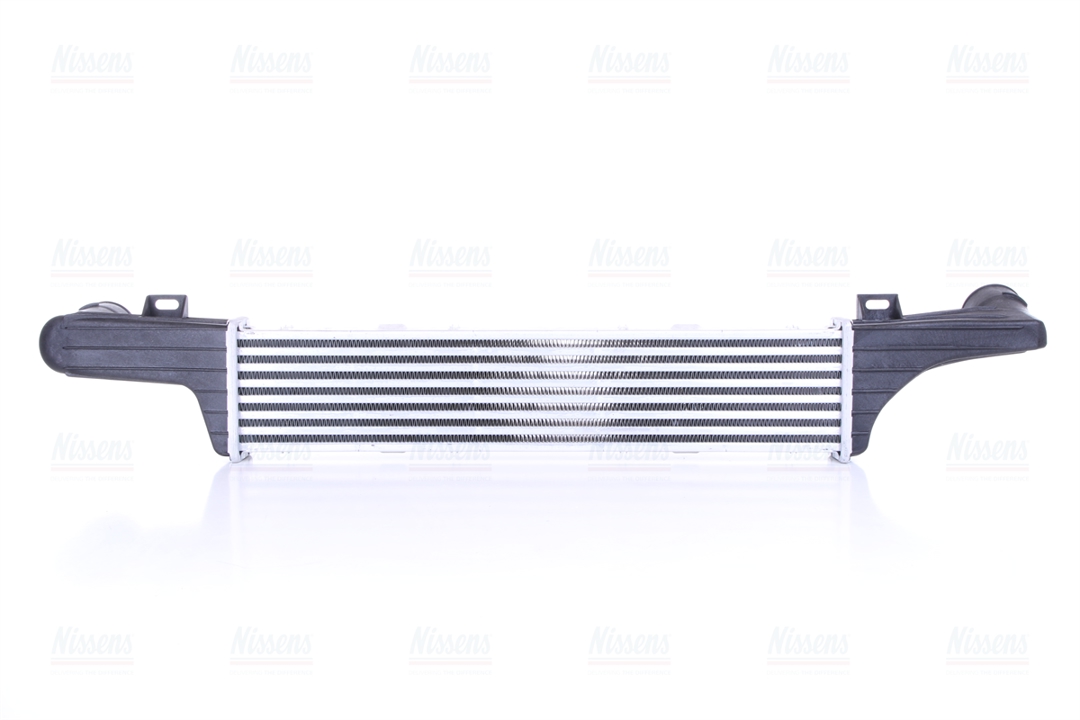 Intercooler, charger Nissens 96860