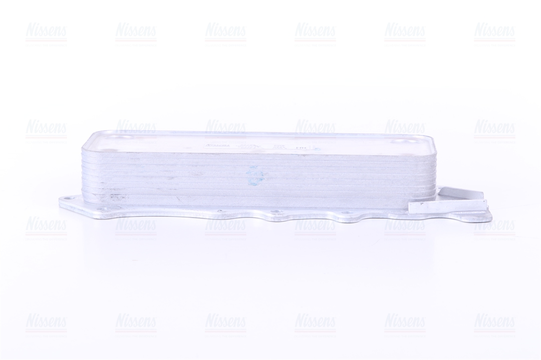 Oil cooler Nissens 90784