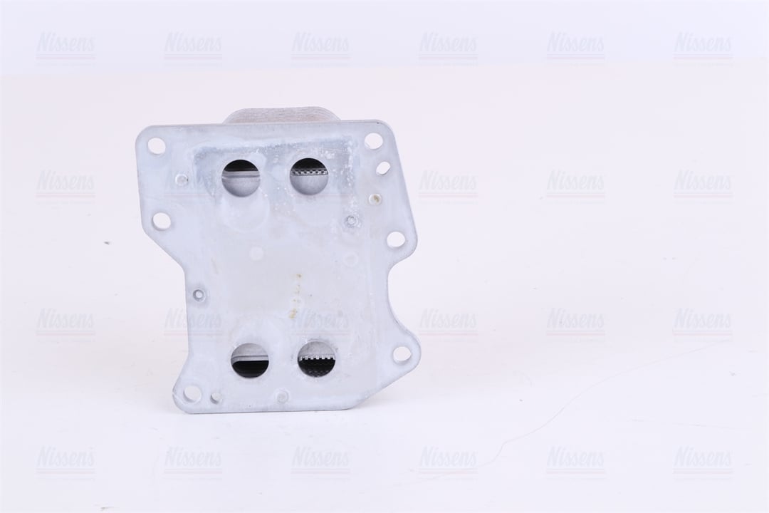Oil cooler Nissens 90752
