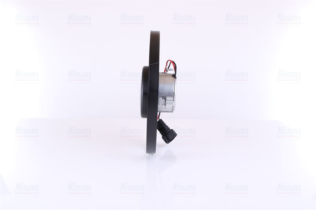 Hub, engine cooling fan wheel Nissens 85749