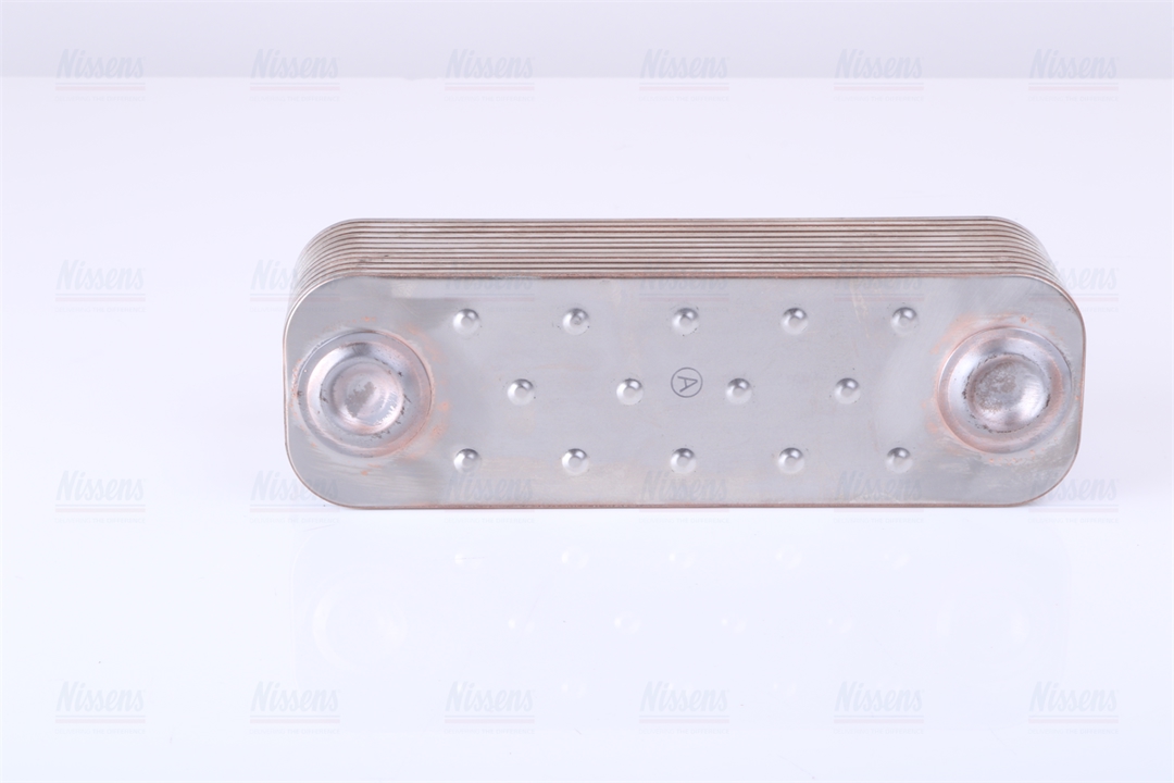 Oil cooler Nissens 90827