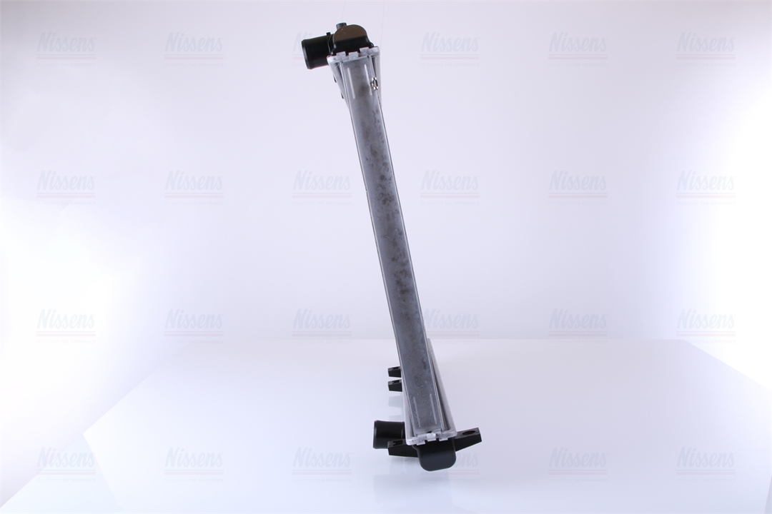 Engine cooling radiator Nissens 666230