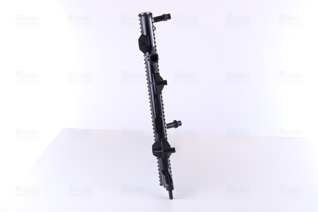 Engine cooling radiator Nissens 65340