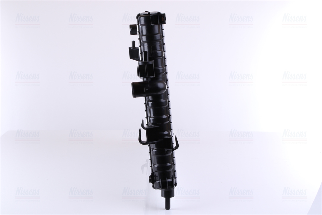 Engine cooling radiator Nissens 630802