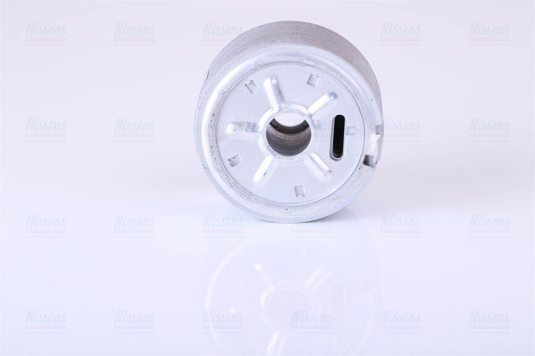 Oil cooler Nissens 90793