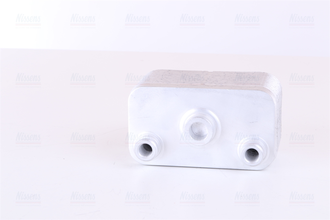 Oil cooler Nissens 90787