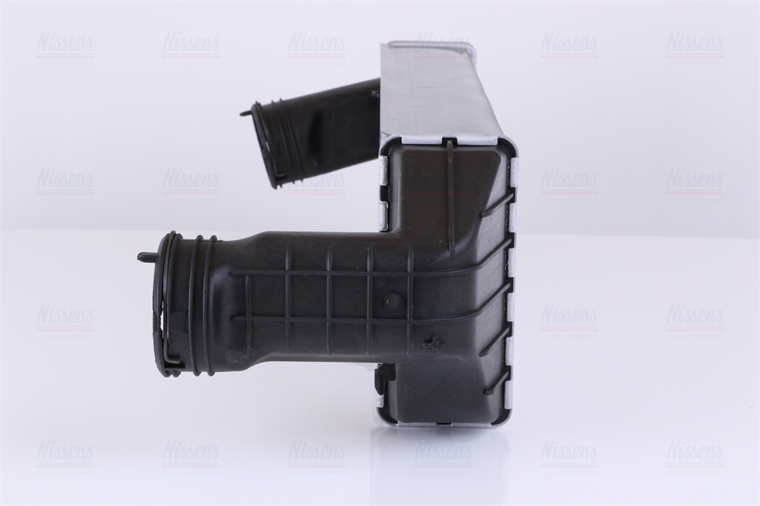 Intercooler, charger Nissens 96128