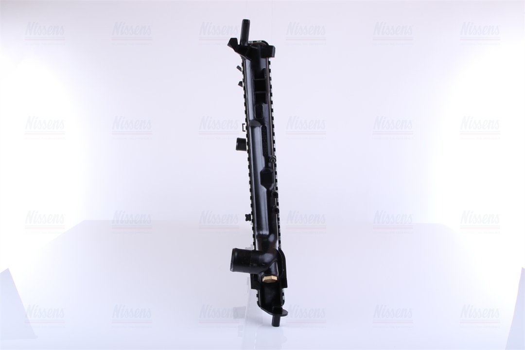 Engine cooling radiator Nissens 630789