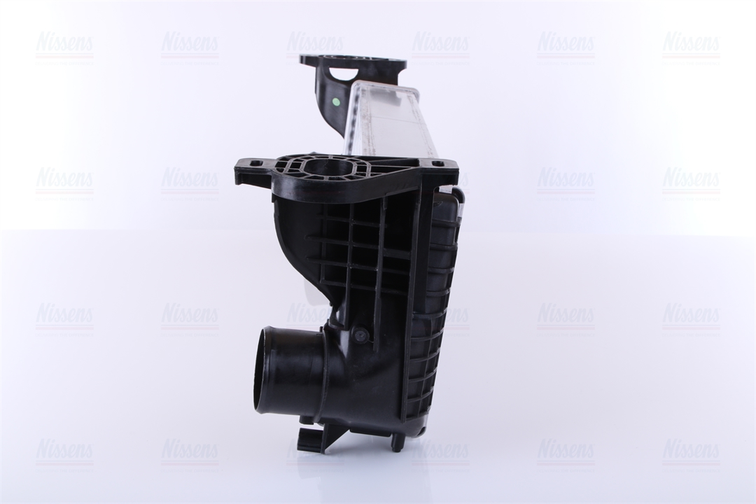 Intercooler, charger Nissens 96246