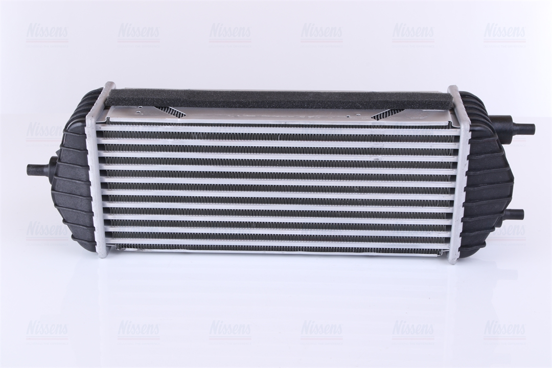 Intercooler, charger Nissens 96309