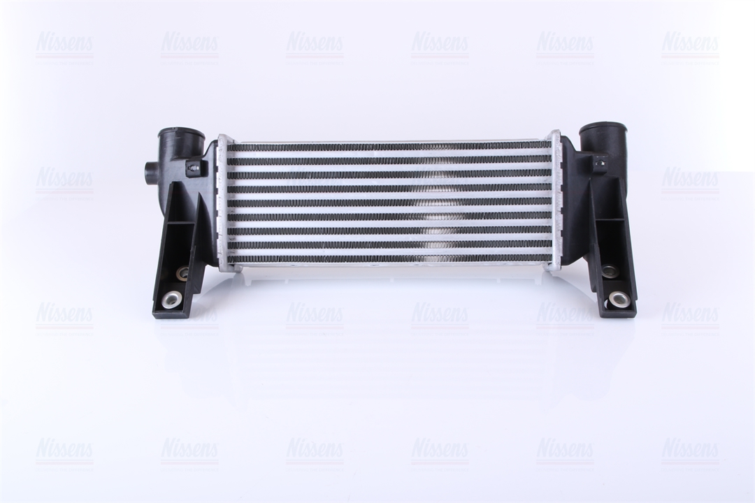 Intercooler, charger Nissens 96219