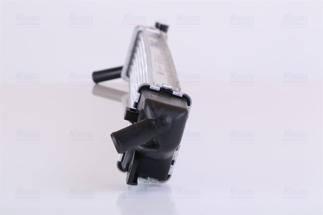 Engine cooling radiator Nissens 666209