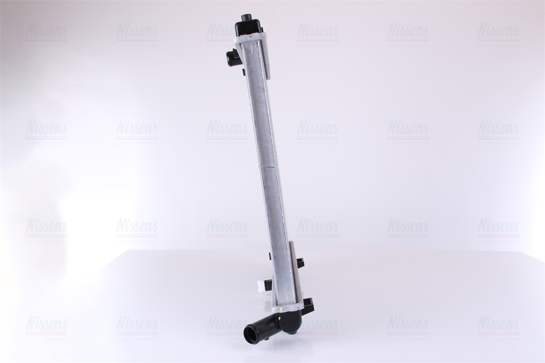 Engine cooling radiator Nissens 69403