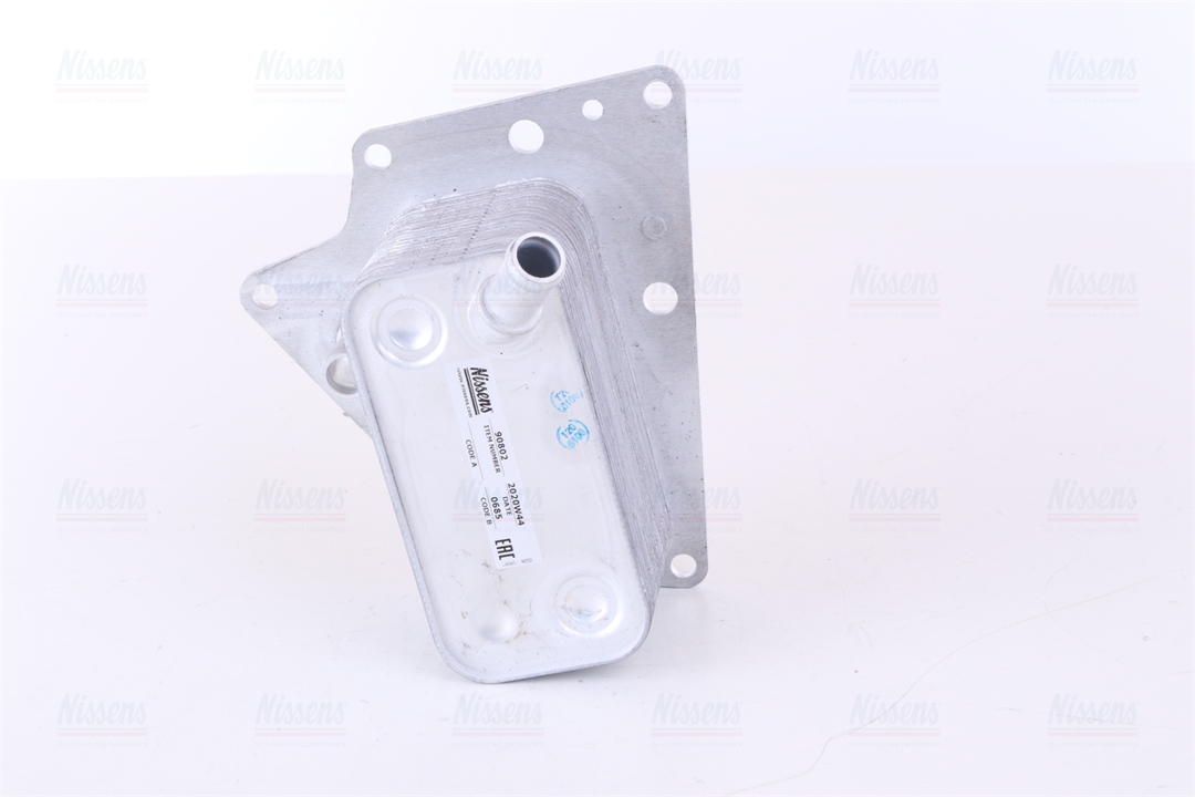 Oil cooler Nissens 90802