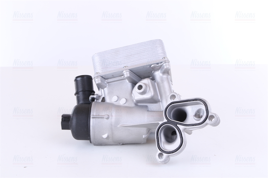 Oil cooler Nissens 90924