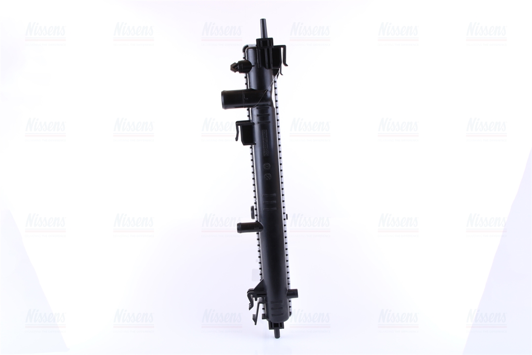 Engine cooling radiator Nissens 606119