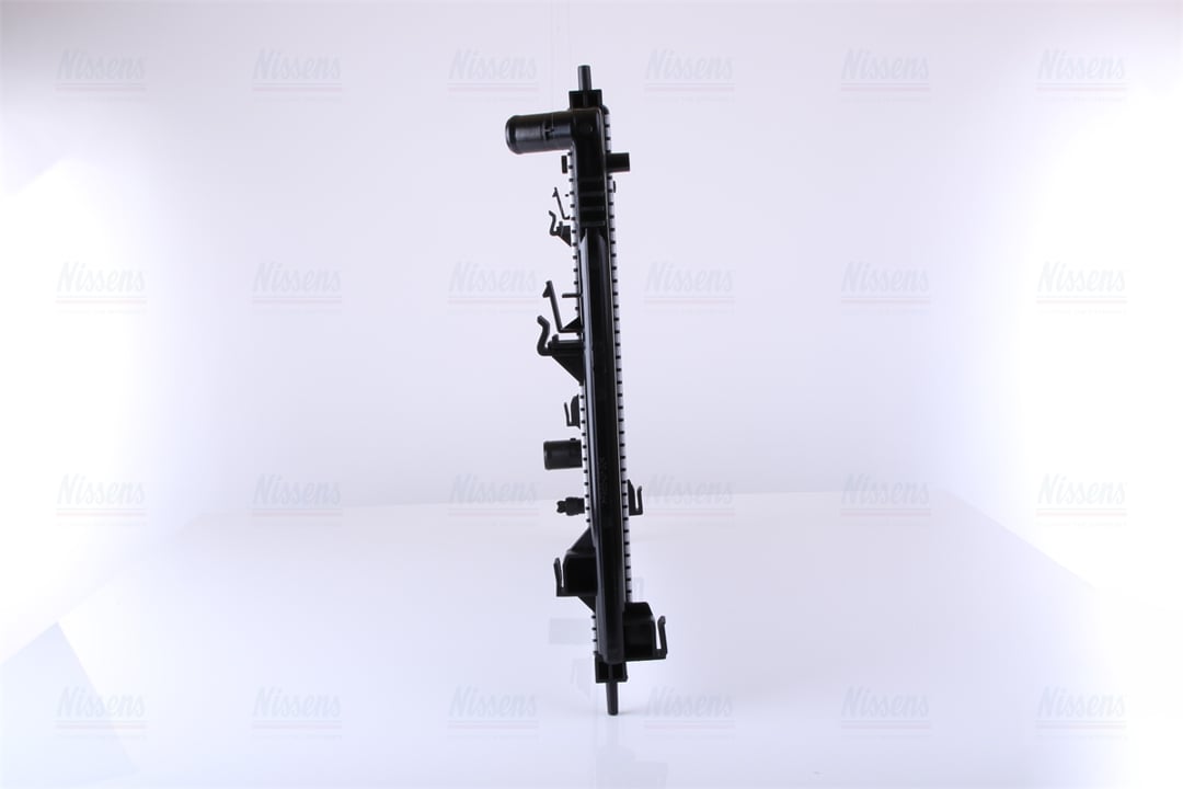 Engine cooling radiator Nissens 606120