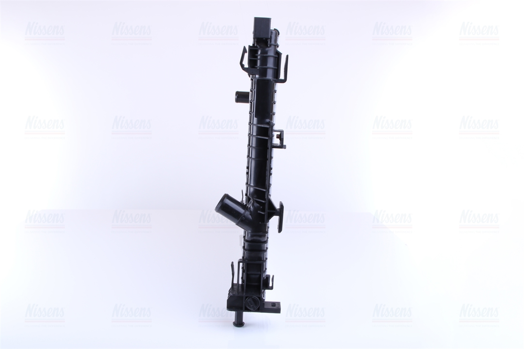 Engine cooling radiator Nissens 606215