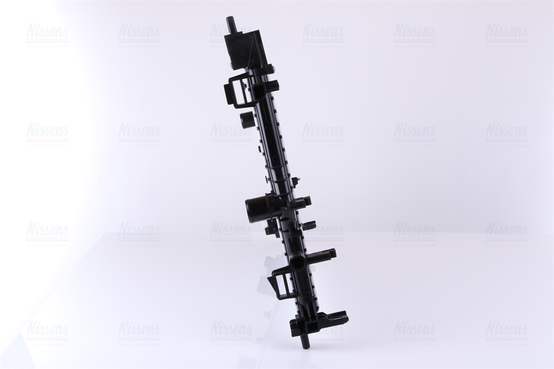 Engine cooling radiator Nissens 630786