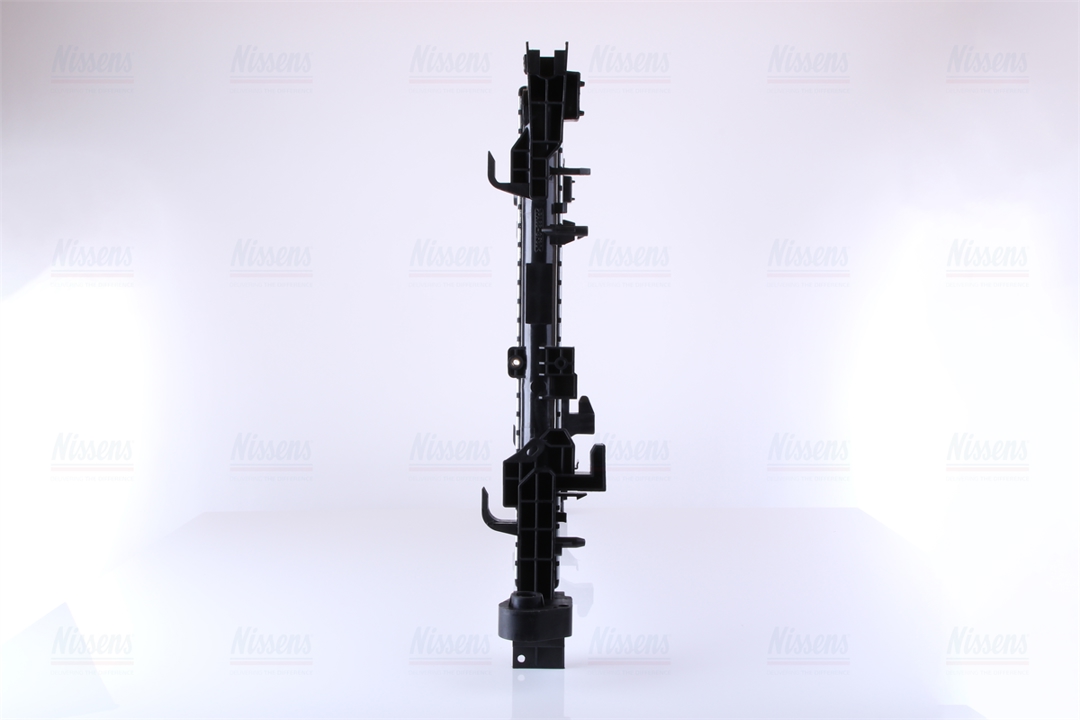 Engine cooling radiator Nissens 630803