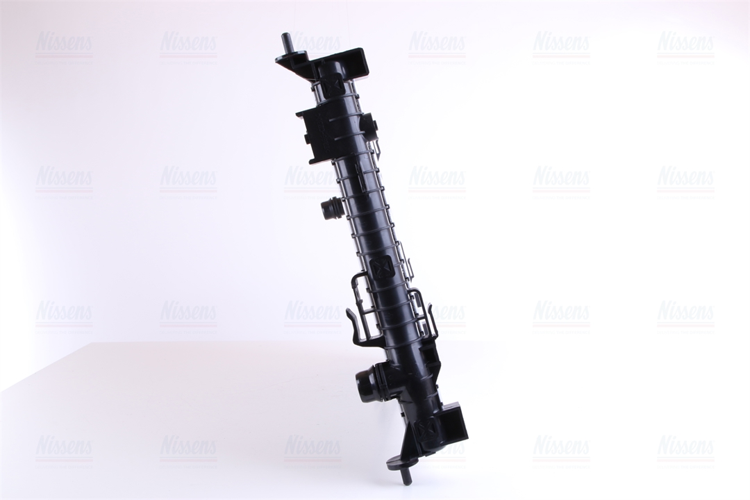 Engine cooling radiator Nissens 636042