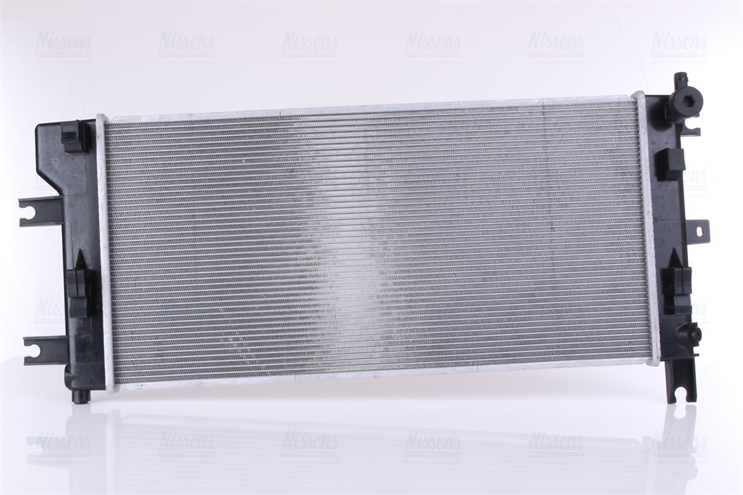 Engine cooling radiator Nissens 68765