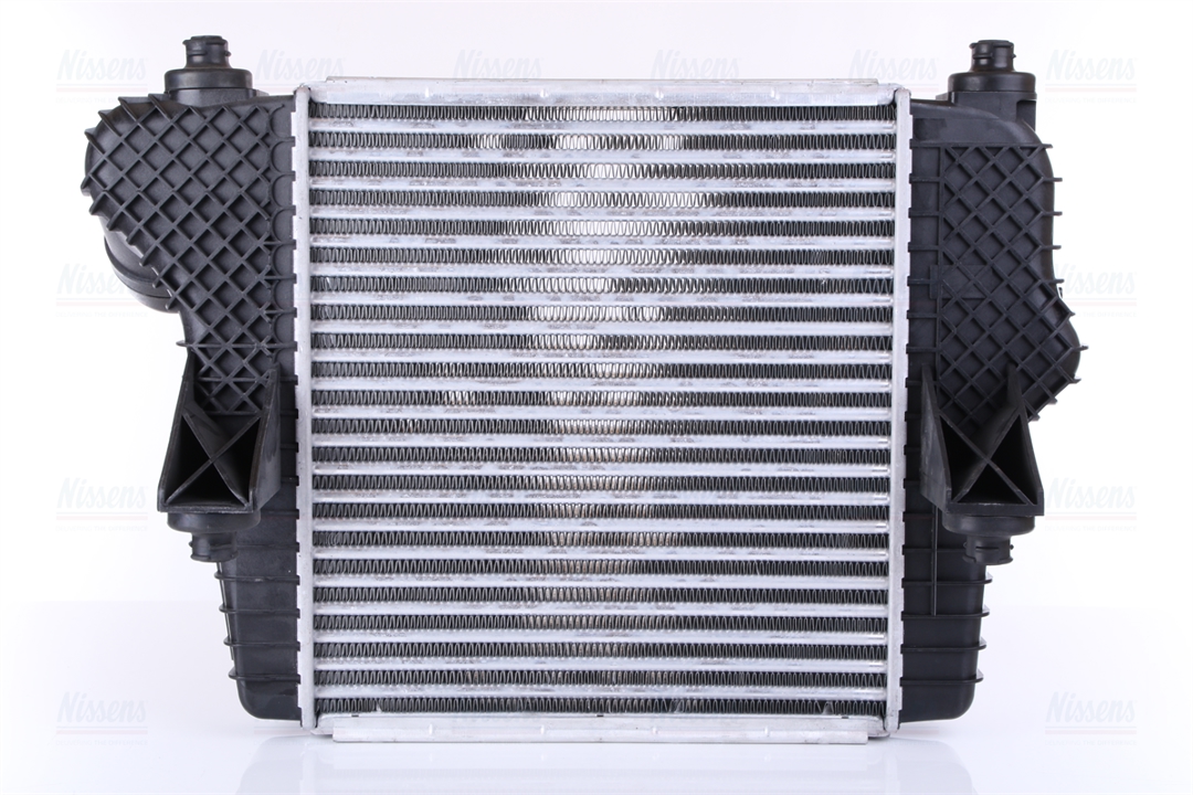 Intercooler, charger Nissens 961203