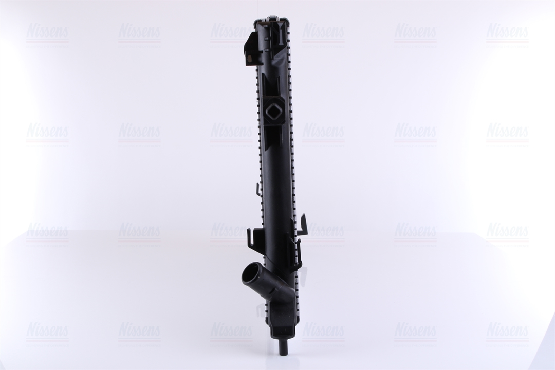 Engine cooling radiator Nissens 606552