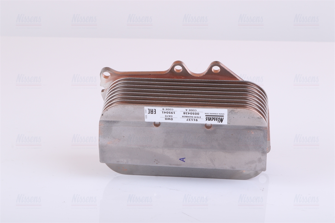 Oil cooler Nissens 91137