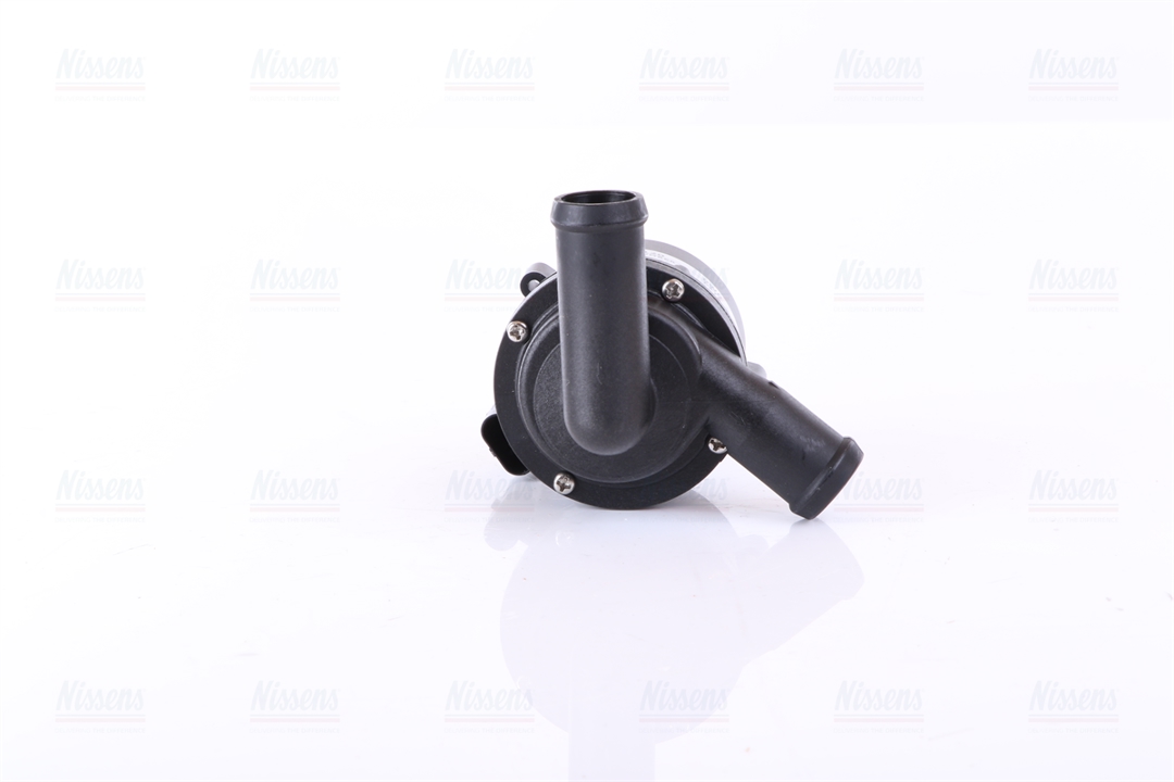 Water pump Nissens 831120
