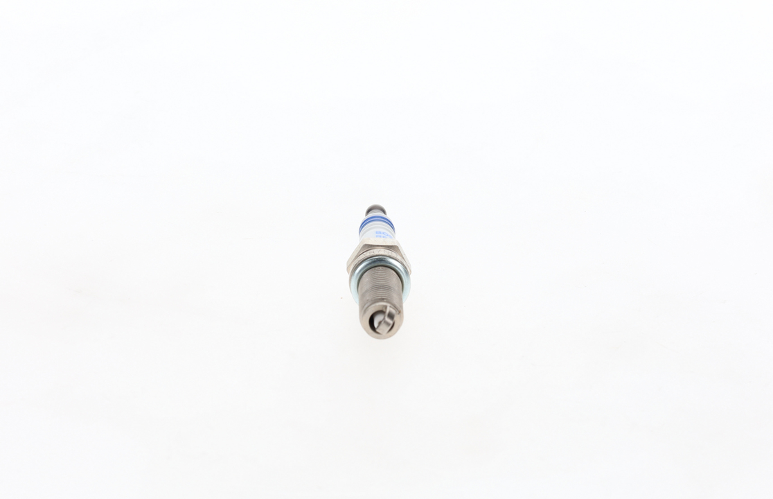 0242135588 Bosch Spark plug