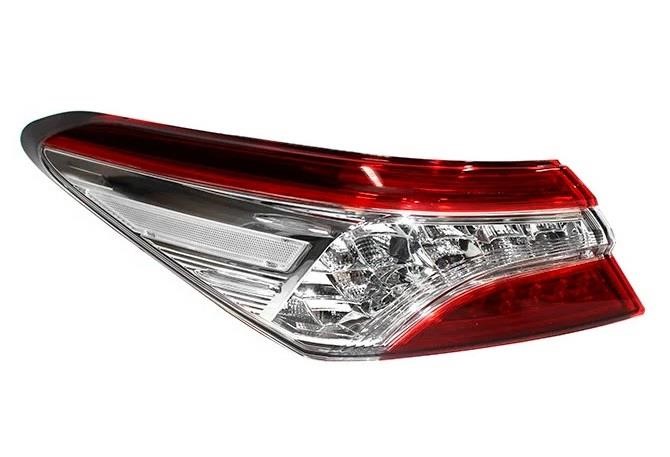 8156033690 Toyota Tail lamp outer left