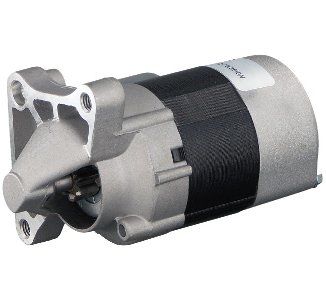 Engine starter motor Renault Duster: 8200815083 Renault Starter