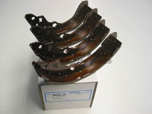 Ashuki M068-05 Brake shoe set M06805