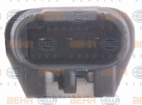 Behr-Hella 8FK 351 002-331 Compressor, air conditioning 8FK351002331