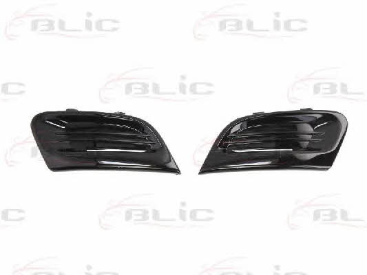 Front bumper grill Blic 6502-07-6006918P