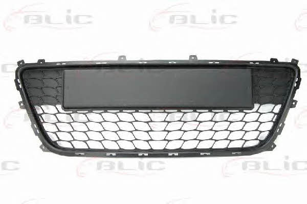 Front bumper grill Blic 6502-07-3135995P