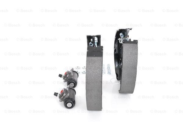 Brake shoe set Bosch 0 204 114 153
